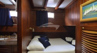 Mar E Mar West Mediterranean