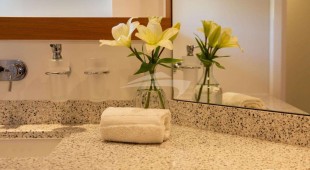 Mellivora West Mediterranean