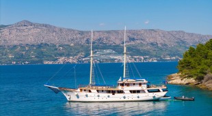 Mendula East Mediterranean