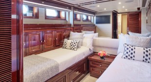 Mia Zoi East Mediterranean