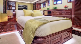 Mia Zoi East Mediterranean