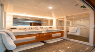 Midnight Moon Bahamas