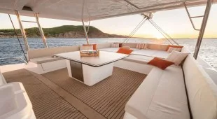 Millennium Falcon Ii Greece