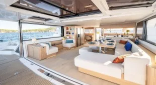 Millennium Falcon Ii Greece