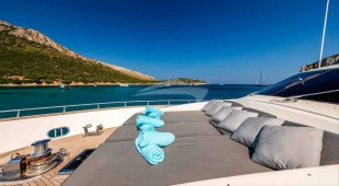Minou West Mediterranean