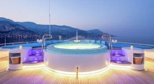 Moonlight Ii East Mediterranean, West Mediterranean