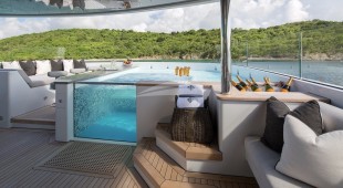 Muchos Mas Caribbean