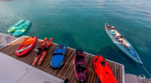 Namaste (samana) Greece