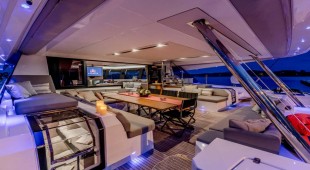 Namaste (samana) Greece