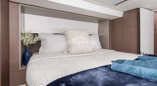 Nauti Dogs 5.4 Caribbean