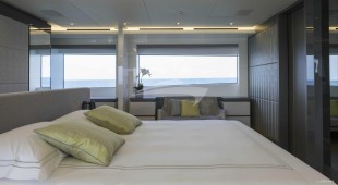 Never Give Up 33gs West Mediterranean