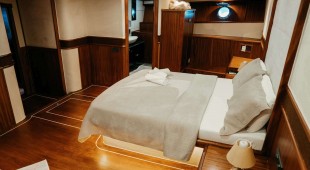 Nevra Queen East Mediterranean