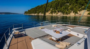 Ocean Lounge East Mediterranean