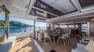 Ocean Lounge East Mediterranean