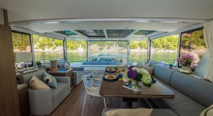 Ocean Lounge East Mediterranean