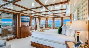 Oceanos Caribbean, West Mediterranean