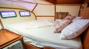 Onfekomonadi East Mediterranean