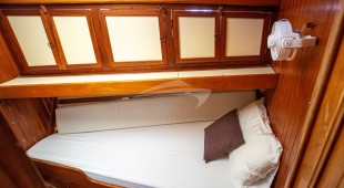 Onfekomonadi East Mediterranean