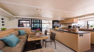 Huntress Caribbean Virgin Islands (US/BVI), Caribbean Windwards, Caribbean Virgin Islands (US), Caribbean Virgin Islands (BVI)