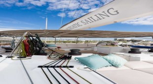 Huntress Caribbean Virgin Islands (US/BVI), Caribbean Windwards, Caribbean Virgin Islands (US), Caribbean Virgin Islands (BVI)