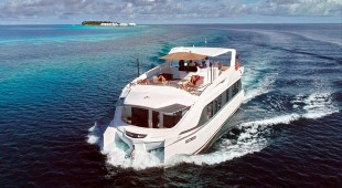 Over Reef Indian Ocean