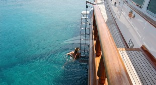 Papa Joe East Mediterranean