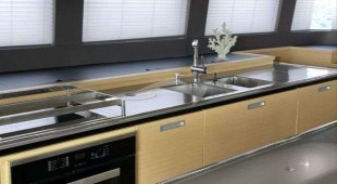 Pearly Gates East Mediterranean