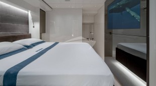 Pembe Caribbean, East Mediterranean, West Mediterranean