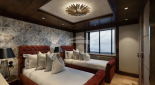 Pink Shadow Caribbean, West Mediterranean