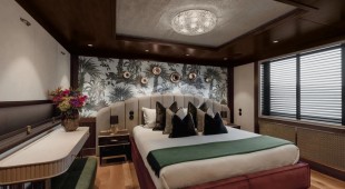 Pink Shadow Caribbean, West Mediterranean