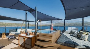 Pink Shadow Caribbean, West Mediterranean