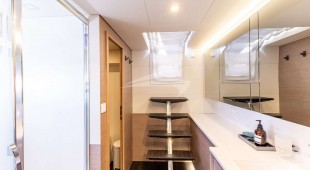 Port To Vino Caribbean