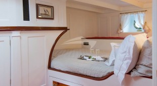 Puritan East Mediterranean, West Mediterranean