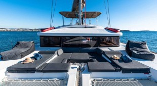 Queen Of Diamonds East Mediterranean