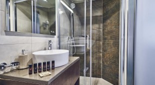 Rara Avis East Mediterranean