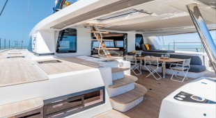 Reve Bleu Caribbean, East Mediterranean, West Mediterranean