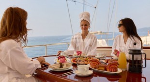 Riana East Mediterranean, West Mediterranean