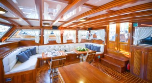 Ros Mare East Mediterranean