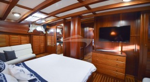 Ros Mare East Mediterranean