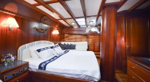 Ros Mare East Mediterranean