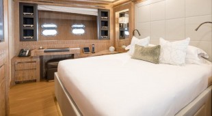 Royale X Caribbean, West Mediterranean