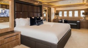 Royale X Caribbean, West Mediterranean