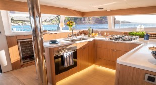Sailing Yacht Luna Bahamas
