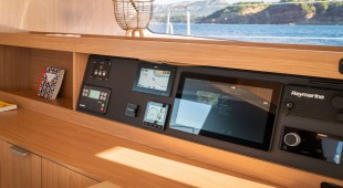 Sailing Yacht Luna Bahamas