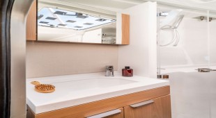 Sailing Yacht Luna Bahamas