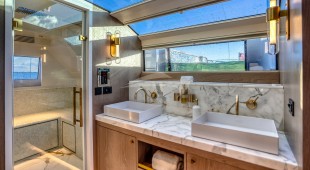 Saint Caribbean, East Coast United States