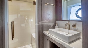 Saint Caribbean, East Coast United States