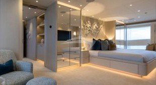 Santosha Caribbean, West Mediterranean