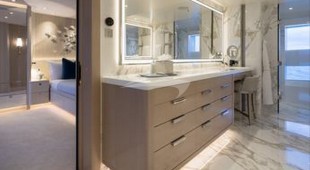 Santosha Caribbean, West Mediterranean