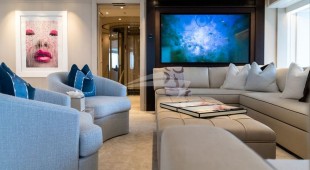 Santosha Caribbean, West Mediterranean